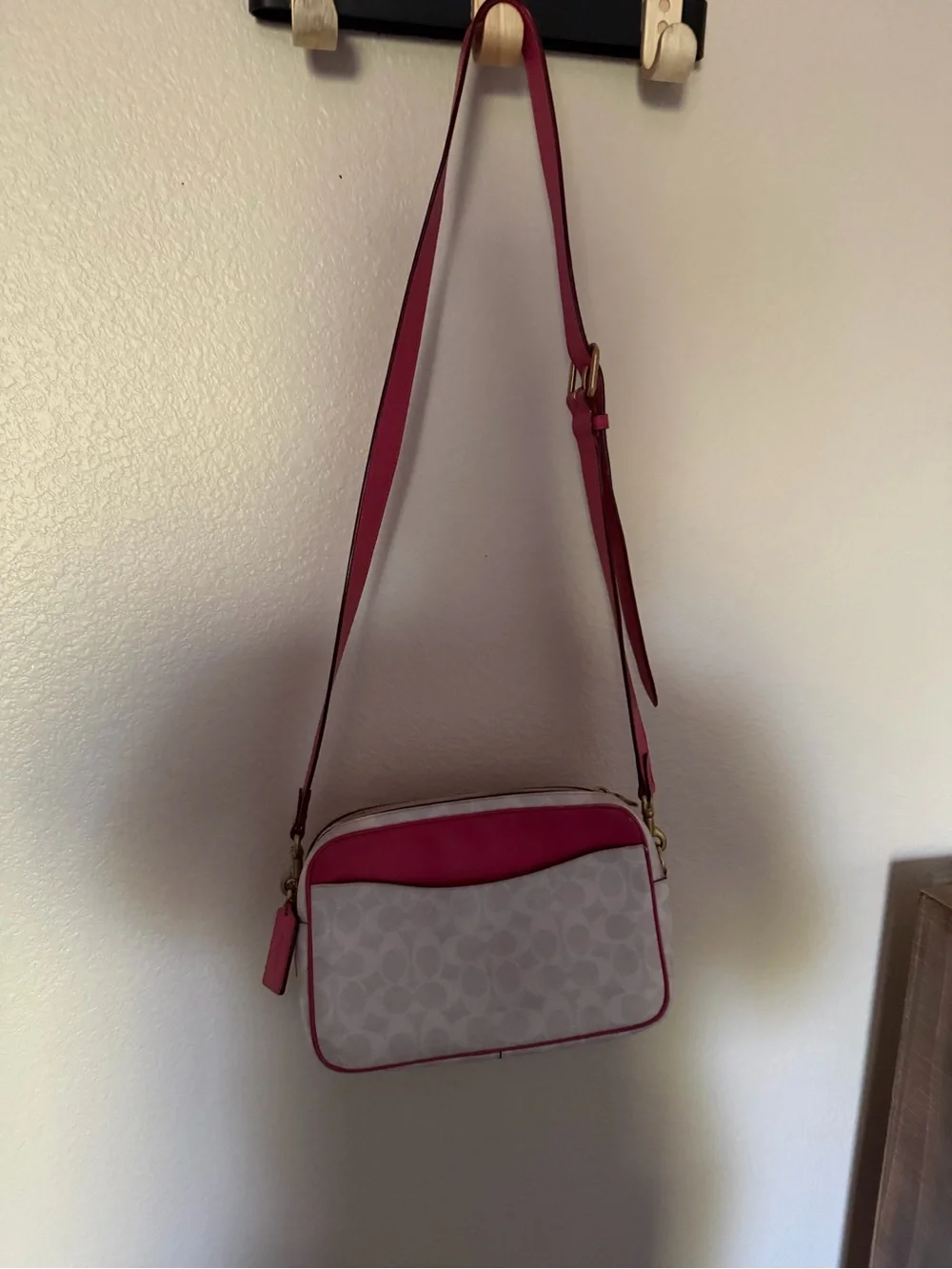 Coach White and Hot Pink Leather Crossbody Camera Bag